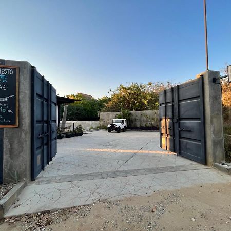 Cabane Container Hotel - Adults Only 埃斯孔迪多港 外观 照片